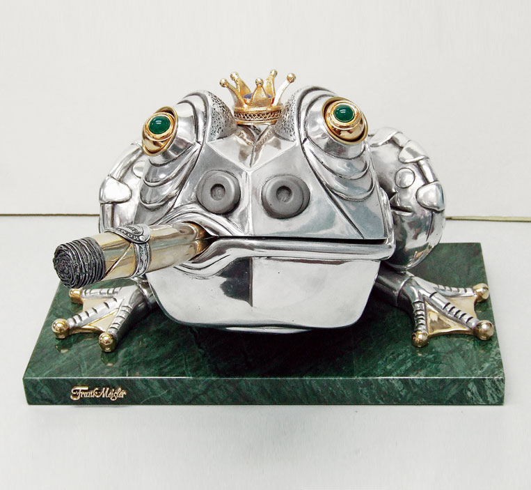 LARGE ROYAL FROG