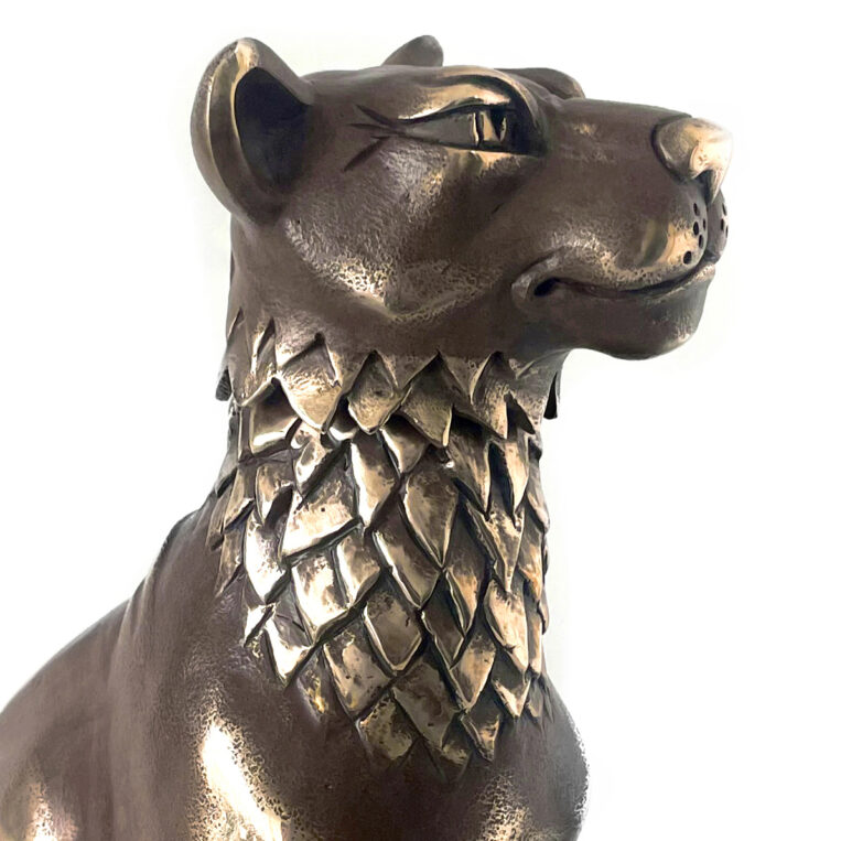 LIONESS (Bronze)