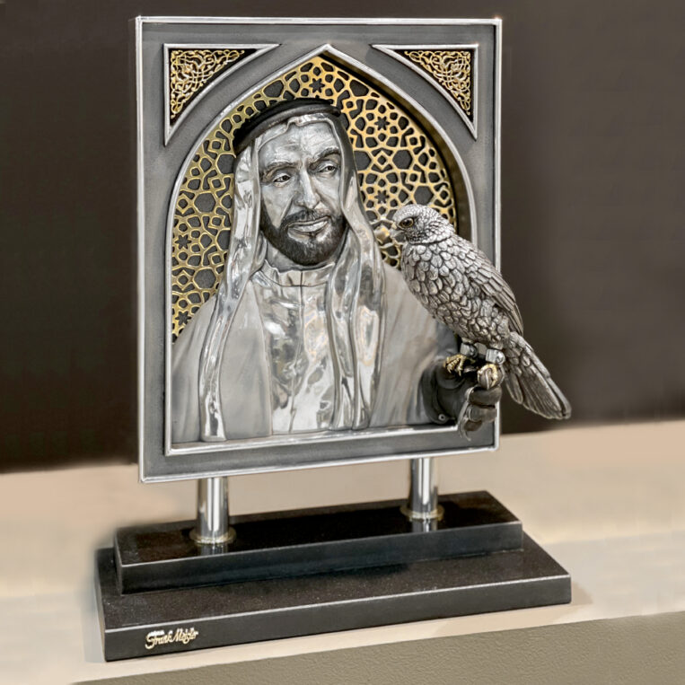 SHEIKH ZAYED WITH A FALCON